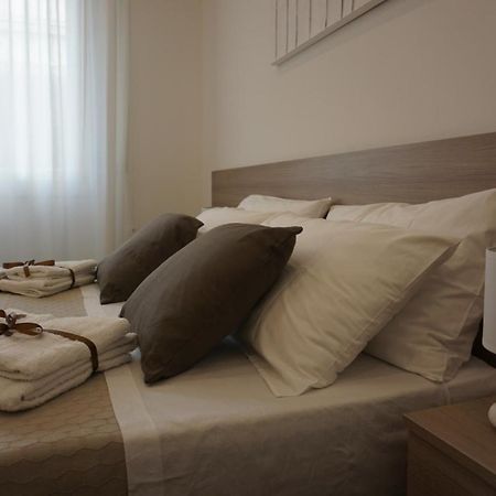 Azzisa Holidays Suite Palerme Extérieur photo